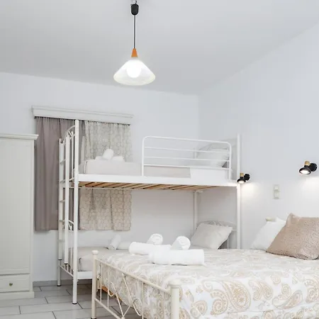 Depis דירה Naxos City